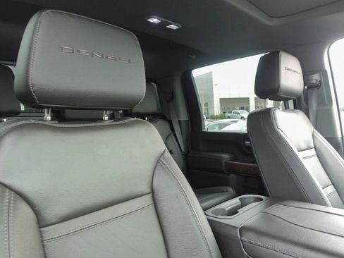 Used 2023 GMC Sierra 2500 Denali image 15
