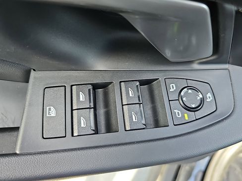 Used 2025 BMW 530i RWD image 28