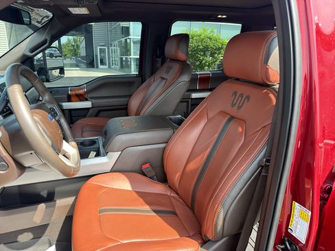 Used 2019 Ford F250 King Ranch w/ King Ranch Ultimate Package AWD/4WD image 14