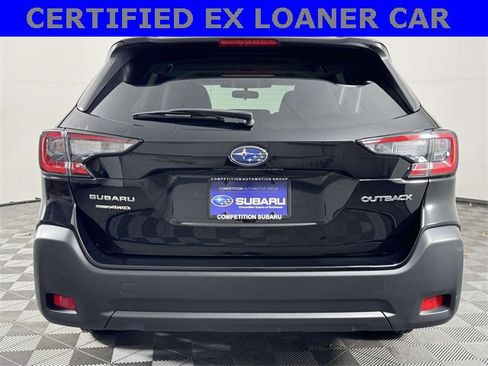 Certified 2025 Subaru Outback Premium image 9