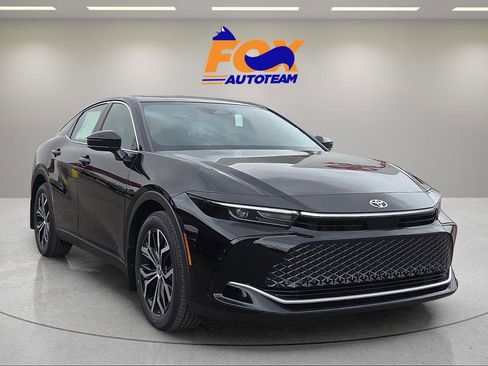 New 2026 Toyota Crown XLE image 6