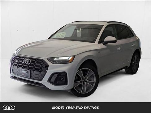 New 2025 Audi Q5 2.0T Premium image 1
