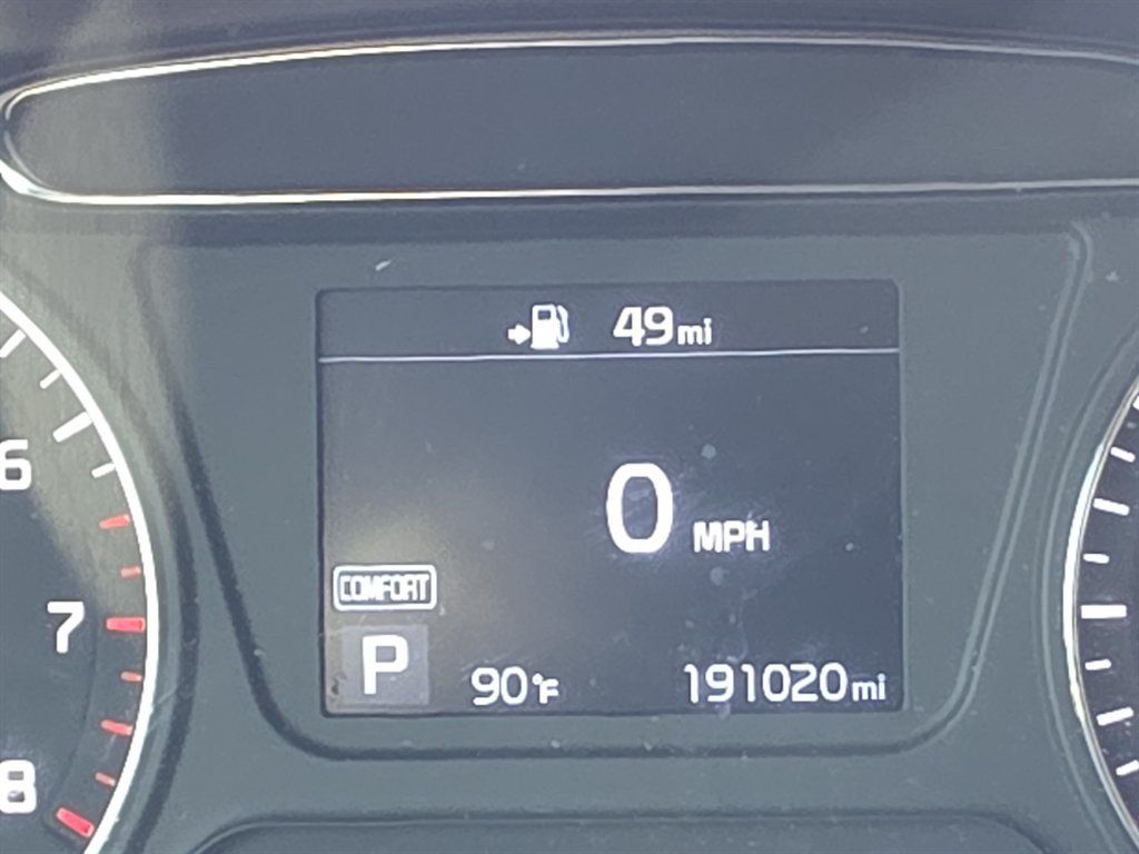 Used 2020 Kia Sorento L FWD image 14