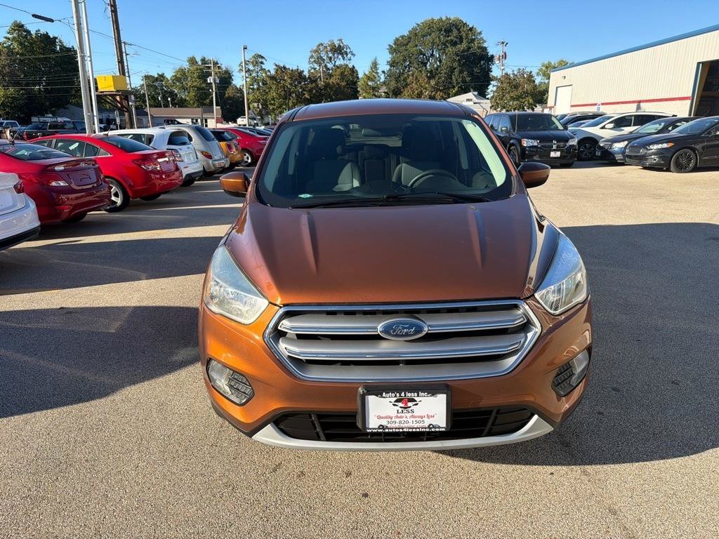 Used 2017 Ford Escape SE FWD image 3