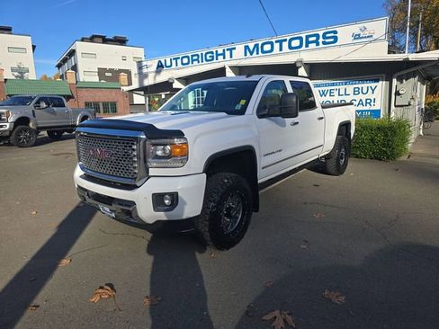 Used 2015 GMC Sierra 3500 Denali image 2