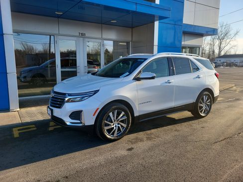 Certified 2022 Chevrolet Equinox Premier image 2