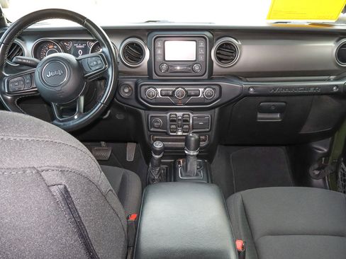 Used 2021 Jeep Wrangler Unlimited Sport image 11