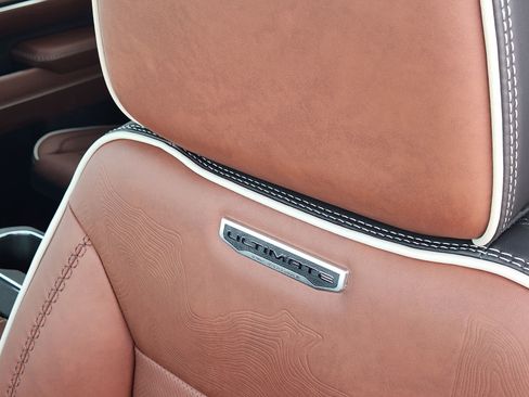 New 2026 GMC Sierra 2500 Denali Ultimate image 18