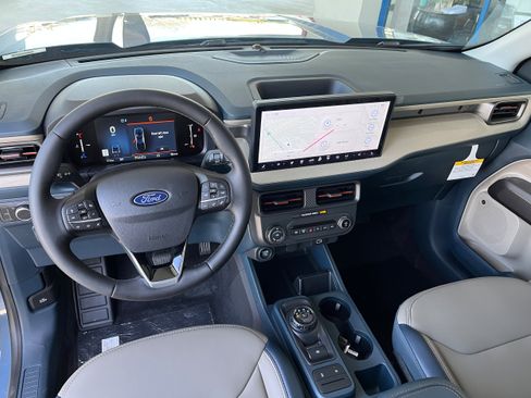 New 2026 Ford Maverick Lariat w/ 4K Tow Package AWD/4WD image 7