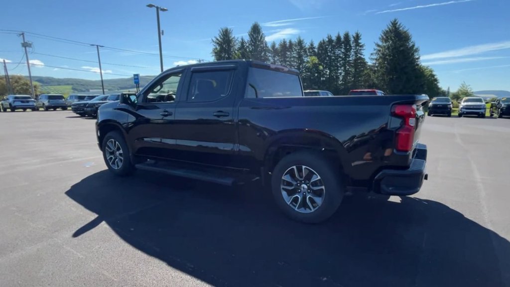 Used 2023 Chevrolet Silverado 1500 RST AWD/4WD image 6