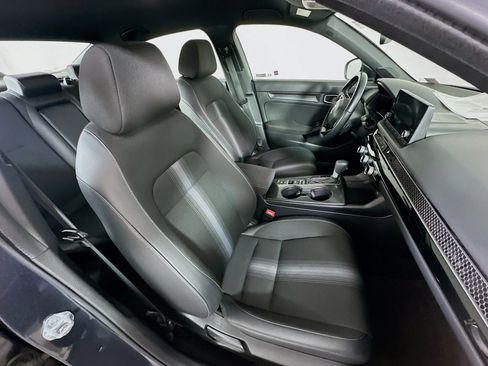 Used 2025 Honda Civic Sport image 29