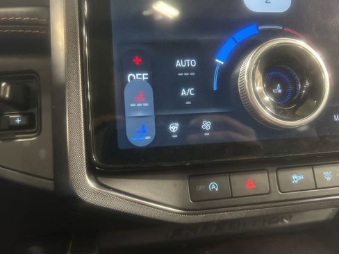 Certified 2022 Ford Expedition Max Platinum image 30