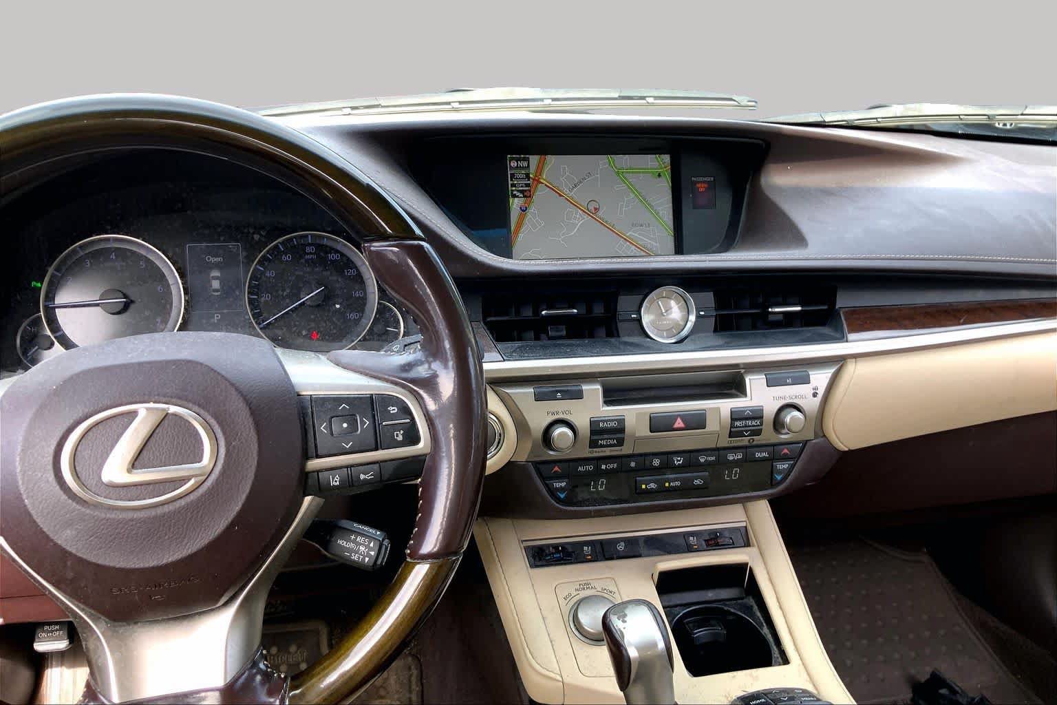 Used 2017 Lexus ES 350 FWD image 7