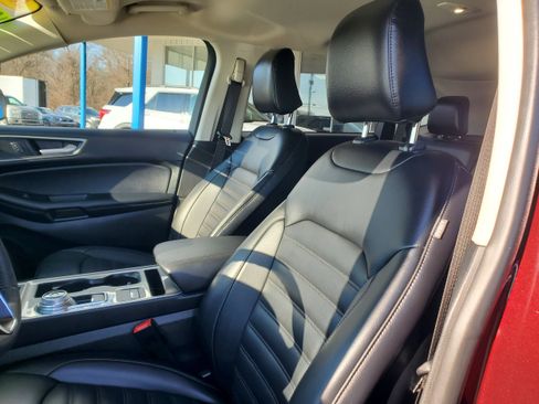 Used 2024 Ford Edge SEL w/ Convenience Package image 14
