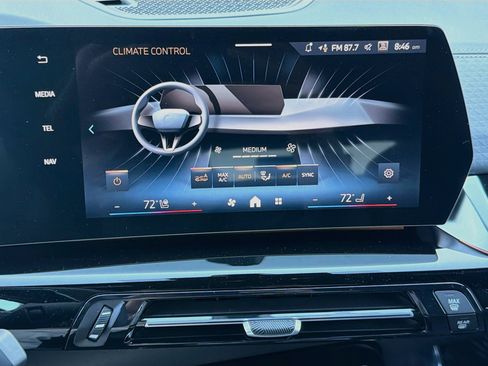 New 2026 BMW X2 xDrive28i w/ Technology Package AWD/4WD image 34