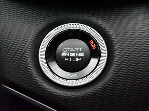 Used 2024 Jeep Grand Cherokee L Laredo w/ Luxury Tech Group I image 35