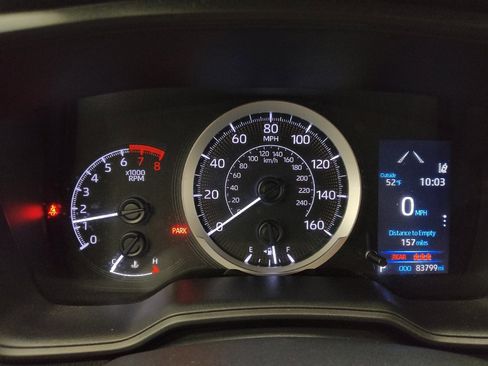 Used 2021 Toyota Corolla LE image 23