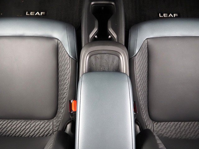 Used 2026 Nissan Leaf Platinum+ w/ Cargo Package (Platinum+) FWD image 32