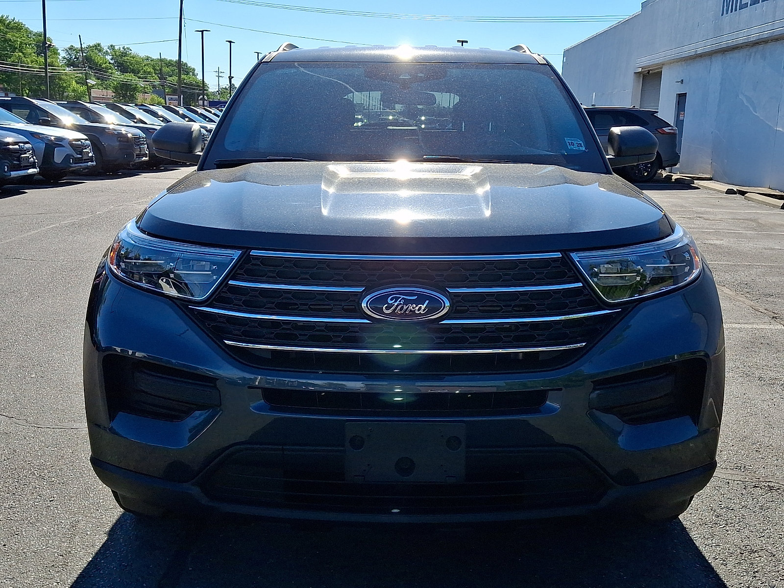 Certified 2023 Ford Explorer XLT AWD/4WD image 2