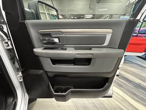 Used 2019 RAM 1500 Big Horn AWD/4WD image 35