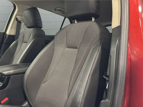 Used 2023 Buick Envision Preferred image 23