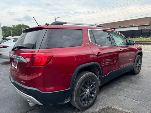Used 2019 GMC Acadia SLT AWD/4WD image 3