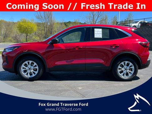 Certified 2023 Ford Escape Active AWD/4WD image 38