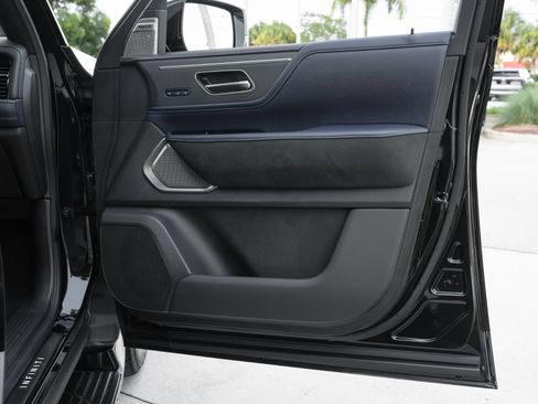 Certified 2026 INFINITI QX80 4WD image 35