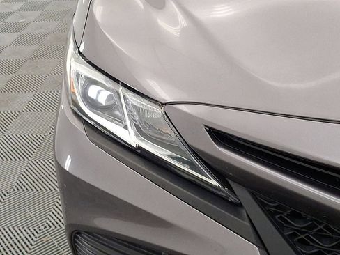 Used 2020 Toyota Camry SE w/ Cold Weather Package AWD/4WD image 28