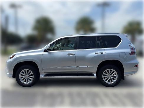 Used 2017 Lexus GX 460 Premium AWD/4WD image 5
