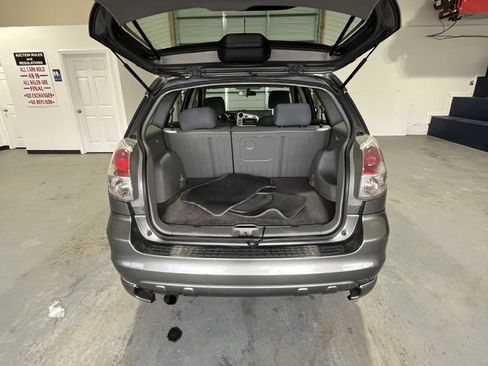 Used 2005 Toyota Matrix XR image 5