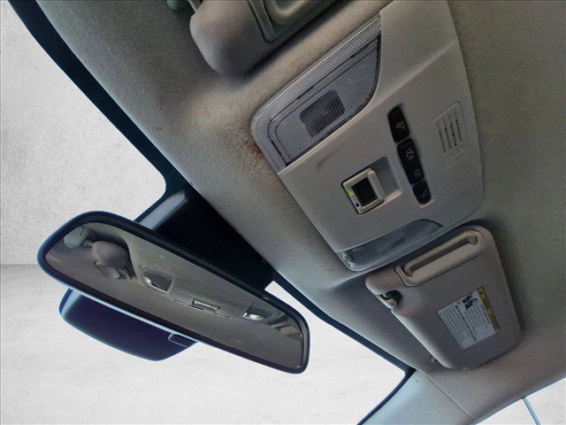 Used 2020 Toyota Corolla LE FWD image 21
