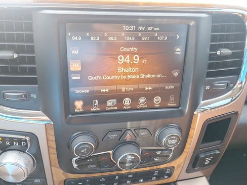 Used 2016 RAM 1500 Laramie Longhorn w/ Convenience Group AWD/4WD image 27