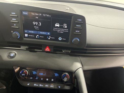 New 2026 Hyundai Elantra SEL Sport image 17