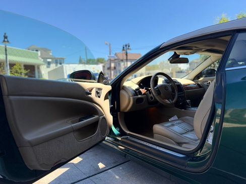 Used 2007 Jaguar XK Convertible RWD image 19