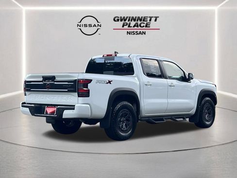 Certified 2025 Nissan Frontier Pro-X RWD image 26