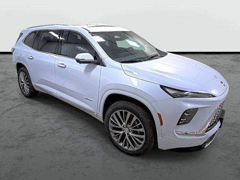 New 2026 Buick Enclave Avenir w/ Super Cruise Package image 5