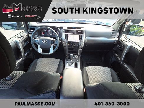 Used 2022 Toyota 4Runner SR5 AWD/4WD image 19