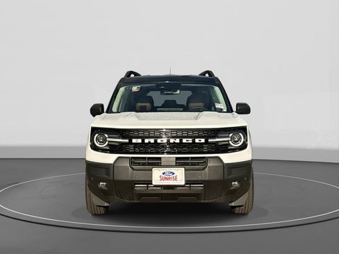 Used 2025 Ford Bronco Sport Outer Banks w/ Outer Banks Tech Package+ image 3