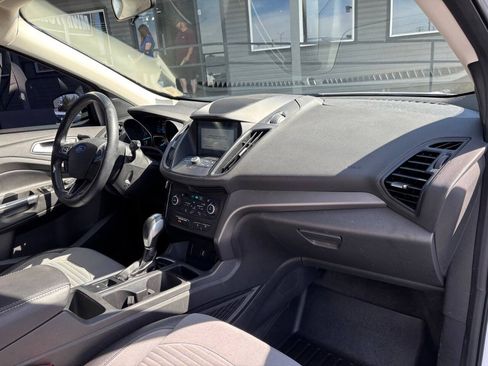 Used 2019 Ford Escape SE AWD/4WD image 25