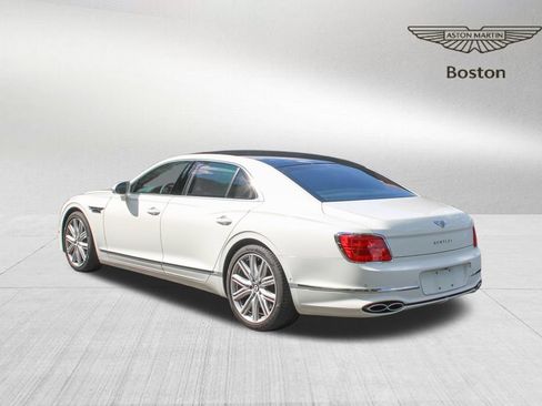 Used 2024 Bentley Flying Spur V8 AWD/4WD image 5