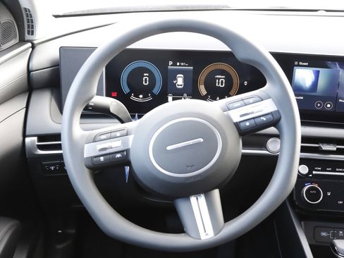 New 2026 Hyundai Tucson SEL image 18