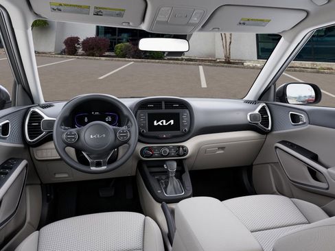New 2025 Kia Soul LX image 14