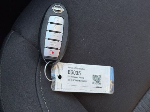 Used 2023 Nissan Altima 2.5 SV image 31