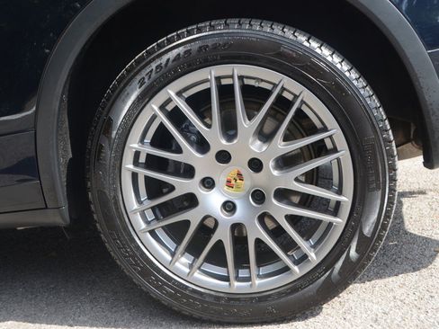 Used 2016 Porsche Cayenne AWD/4WD image 23