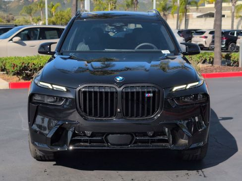 New 2026 BMW X7 M60i AWD/4WD image 3