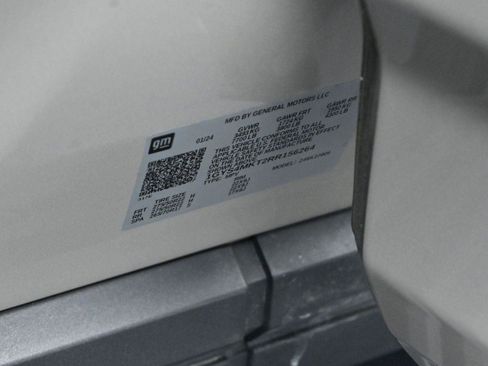 Certified 2024 Cadillac Escalade ESV Premium Luxury Platinum w/ Heavy-Duty Trailer Package image 46