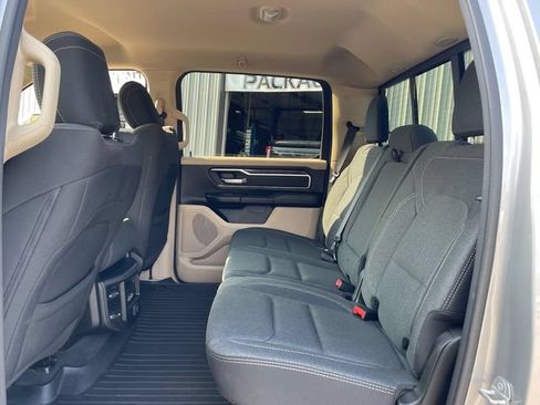Used 2020 RAM 1500 Big Horn AWD/4WD image 12