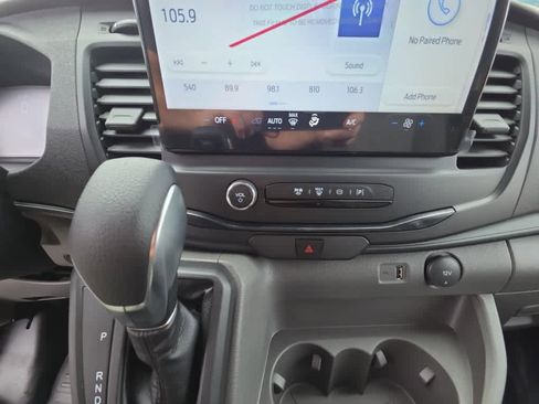 New 2026 Ford Transit 250 148 Medium Roof image 31