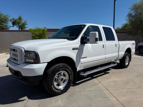 Used 2004 Ford F250 XLT AWD/4WD image 4
